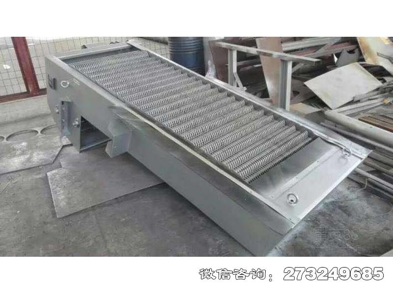 湘乡电厂耙齿式清污机