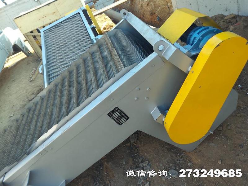 泾县回转式齿耙清污机